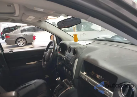 2014 Jeep Compass Latitude из США, поврежденный, VIN 1C4NJDEB2ED858476